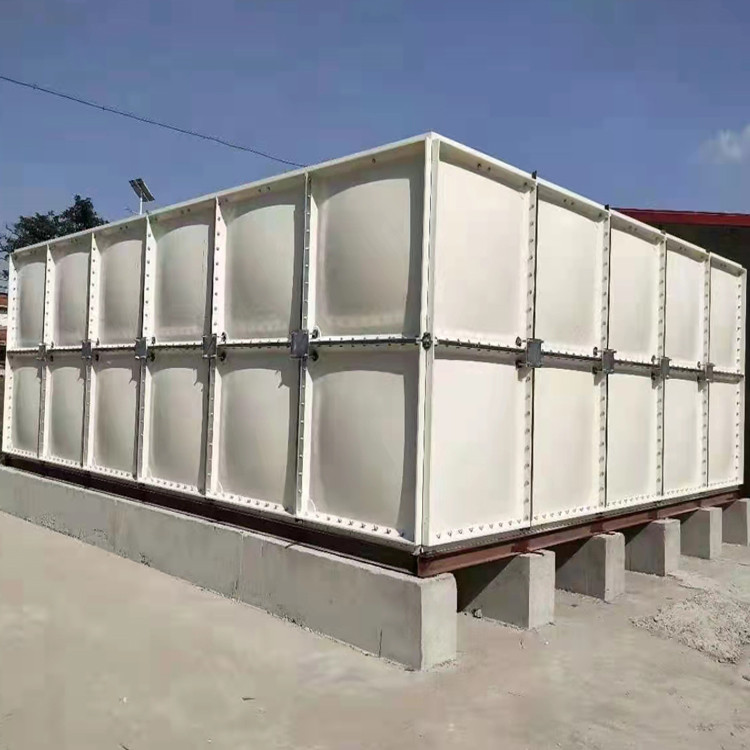 玻璃鋼水箱 保溫水箱 模壓水箱 百輝 廠家供應